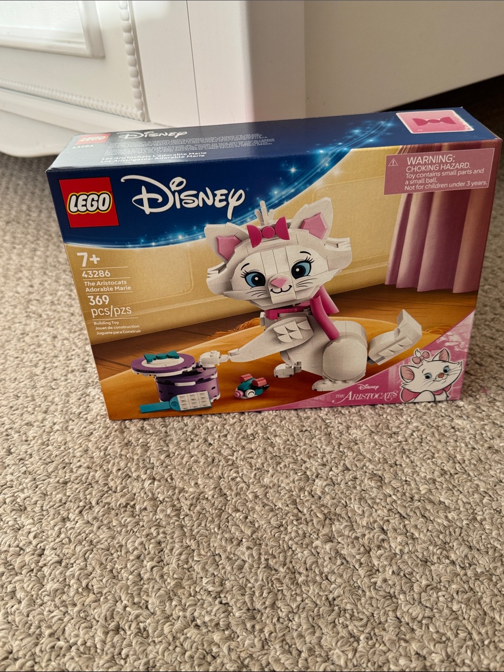 BNIB LEGO Disney Marie Cat Figure - White, Pink, Purple